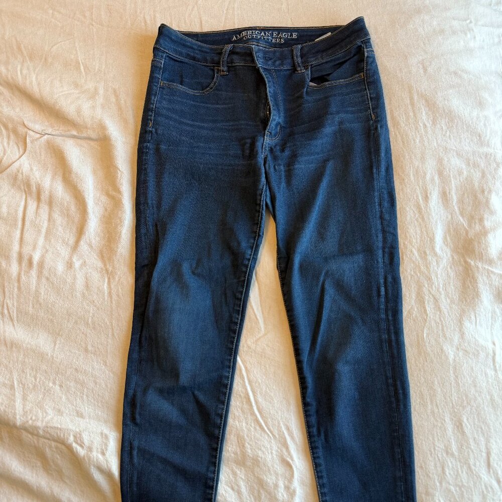 American Eagle Dark Wash Hi-Rise Jegging - 10 SHORT